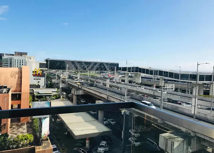 One Palm Tree Across Naia-t3 公寓 马尼拉