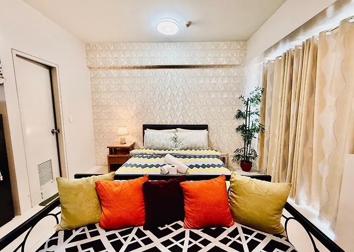 Apartment One Palm Tree Across Naia-t3 *
