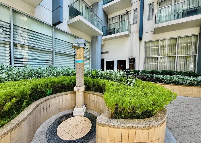 One Palm Tree Across Naia-t3 Apartment